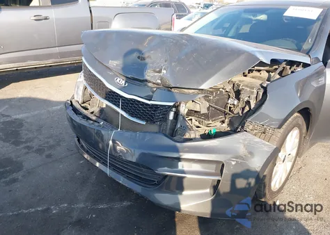 2016 Kia Optima Ex z USA, uszkodzony, nr VIN 5XXGU4L35GG076306